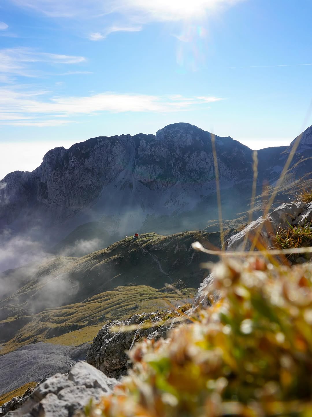 Scatto di prodotto durante un’uscita in montagna